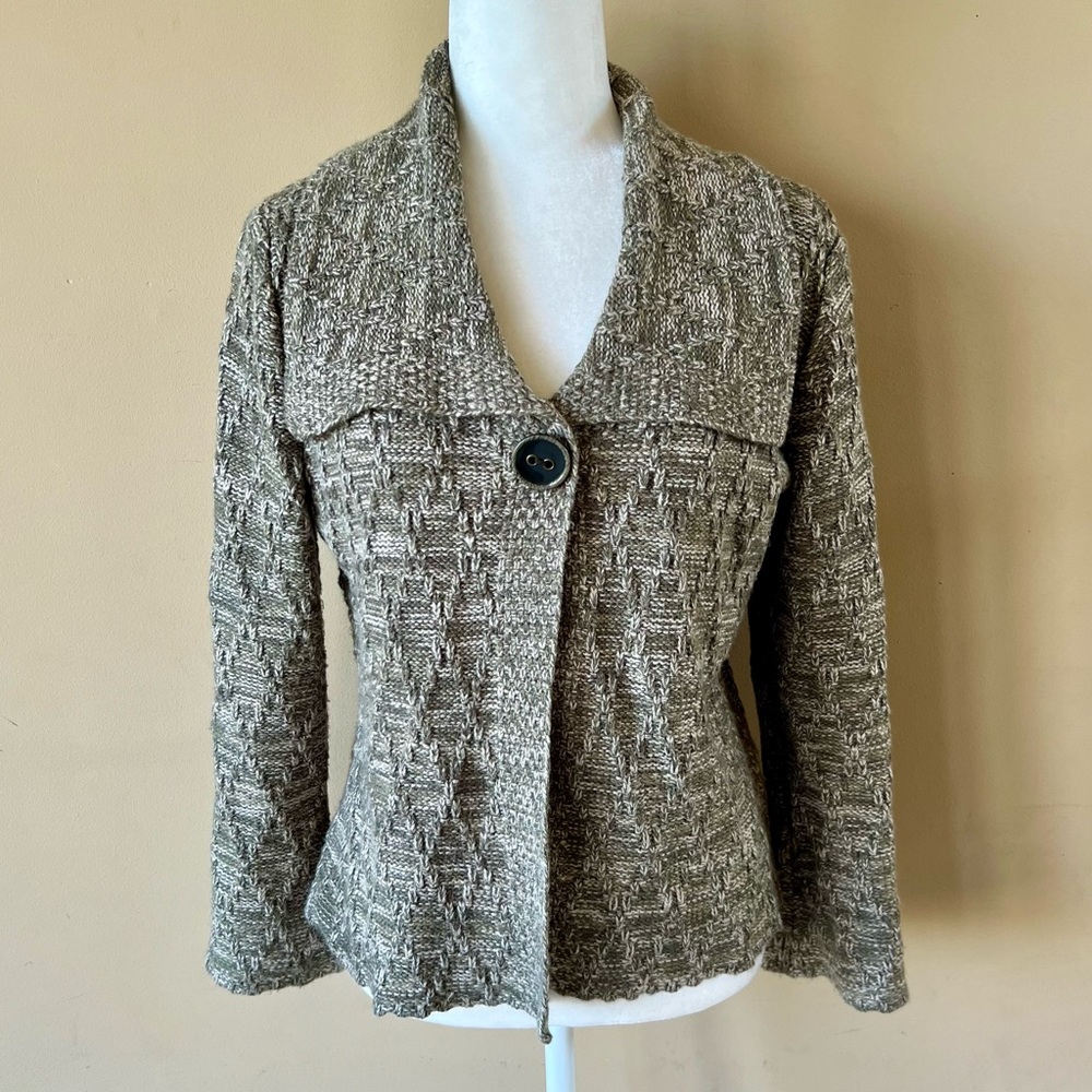 JM Collection Petite Medium Green Tan Cream Cardigan Sweater